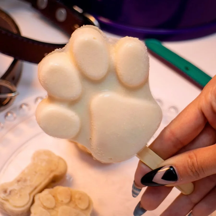 Iogurt Pet, helado de yogurt griego para mascotas en forma de huella